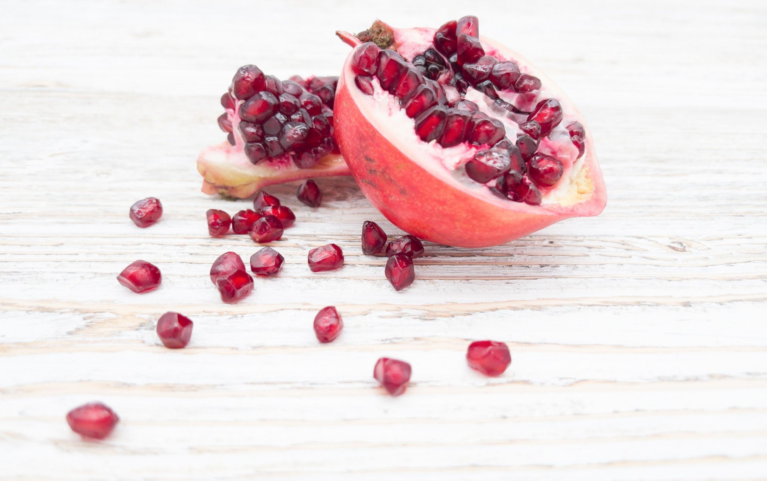 Granatäpfel rot 